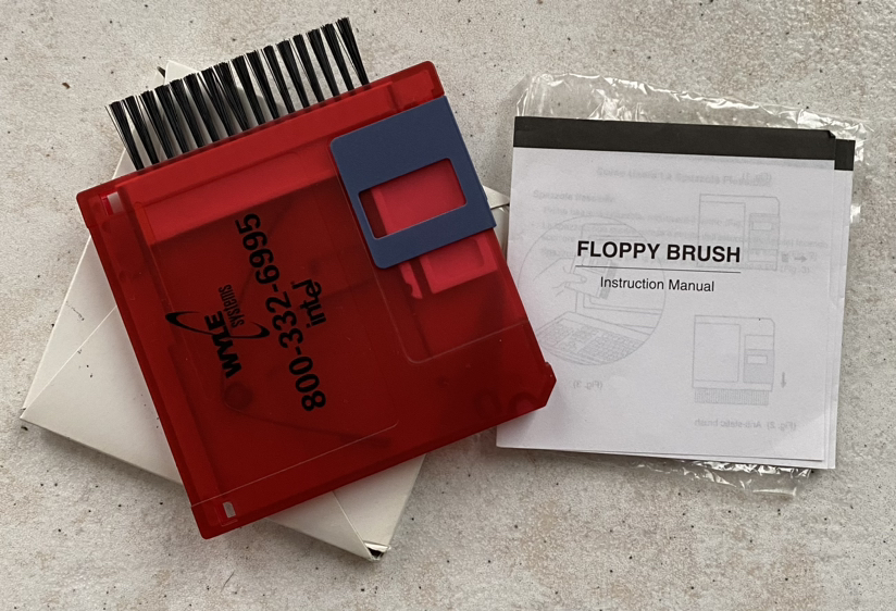 Floppy brush thumbnail