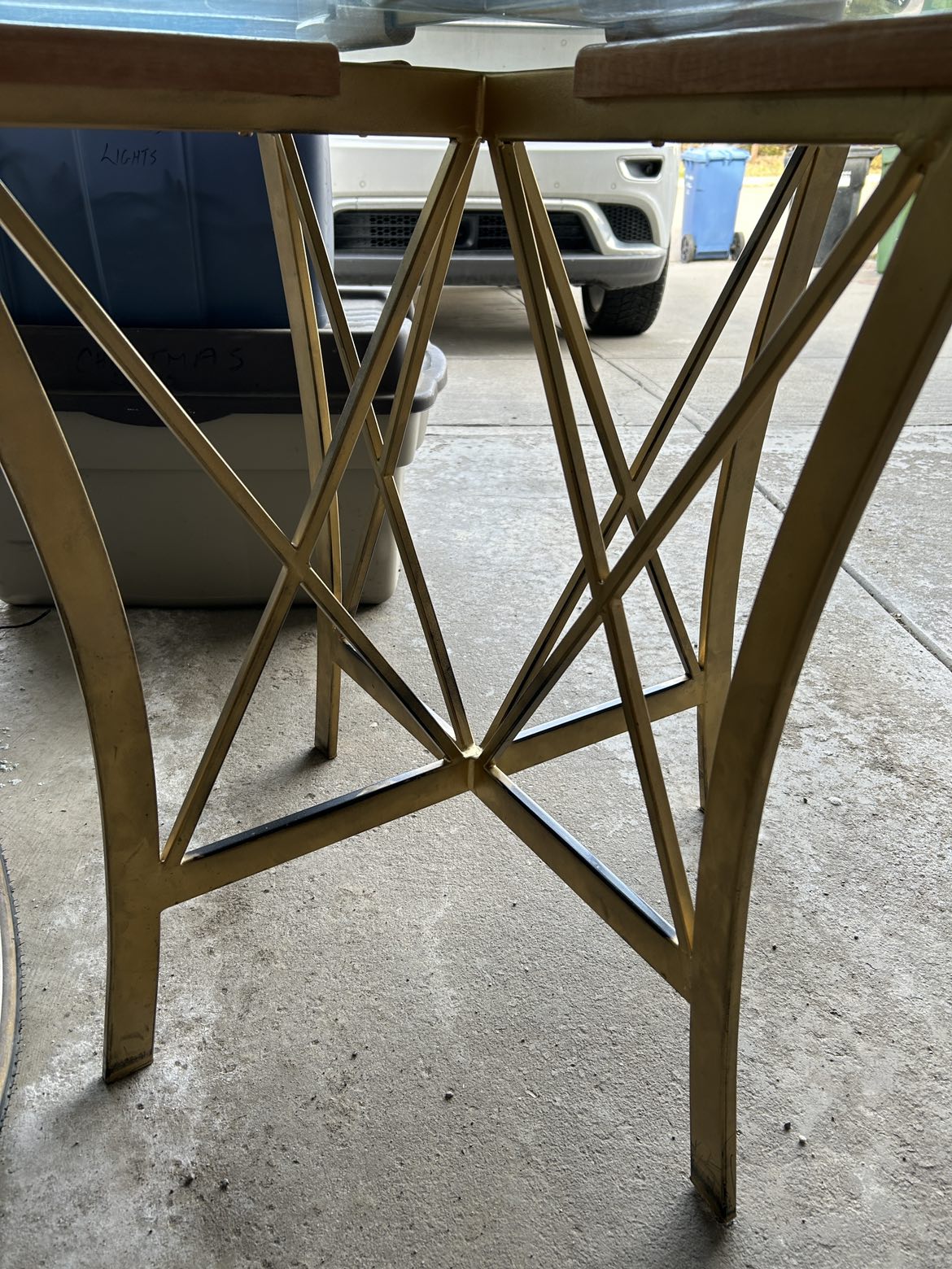 Glass top dining table large 4ft diameter - photo 3