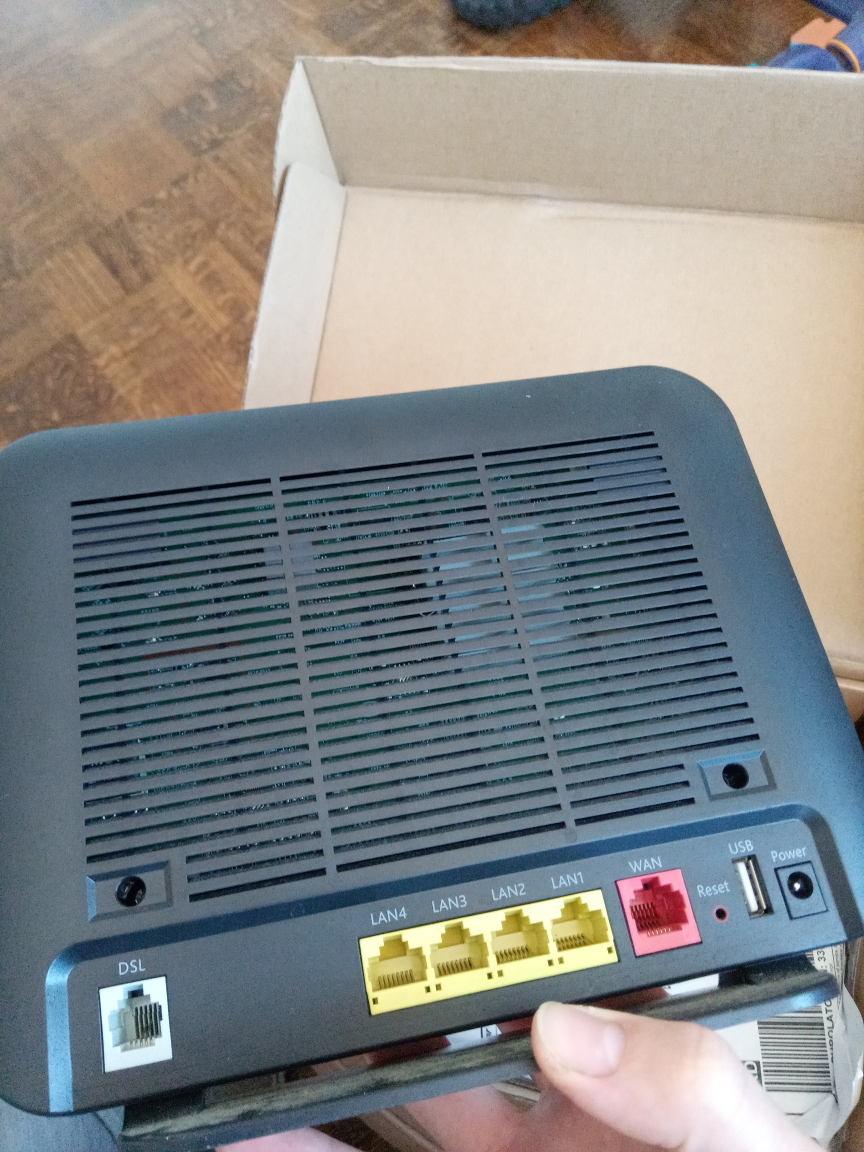 Smart/RG Modem & WiFi Router - photo 4