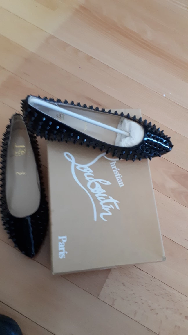 spike shose image indicator(2)