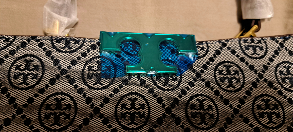 Tory Burch Dupe Purse NEW image indicator(2)