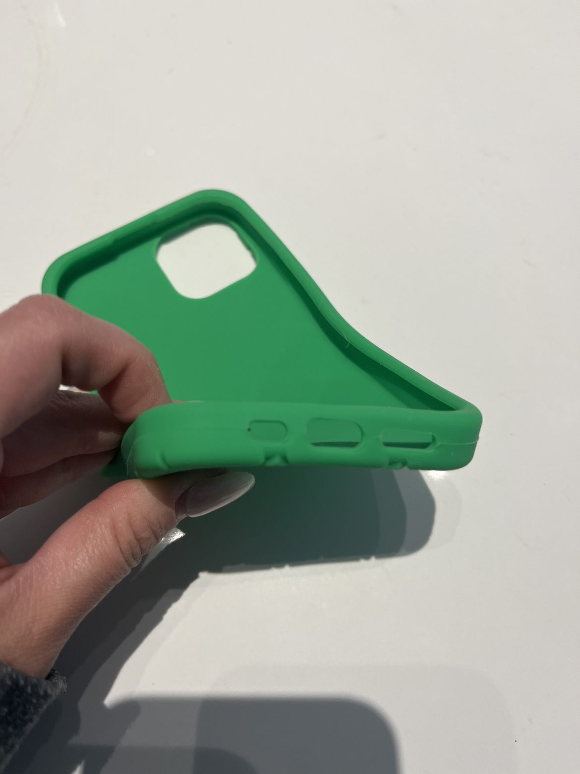#freecycle Bottega-style case iPhone 14 image indicator(3)