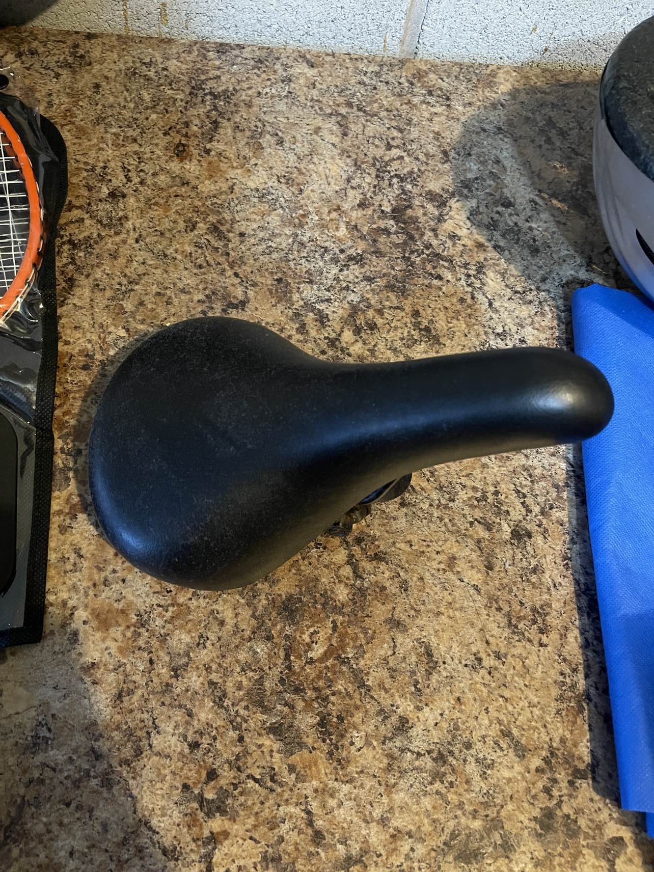 Bicycle seat