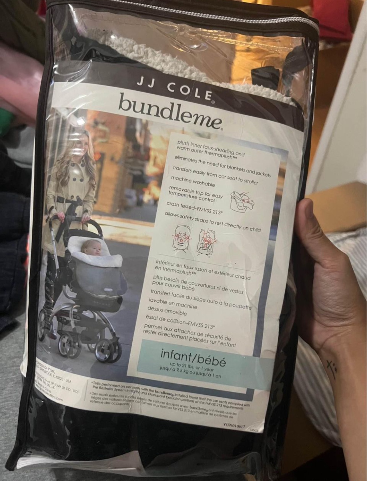 JJ Cole Cuddle Bag Infant Car Seat Cover image indicator(2)