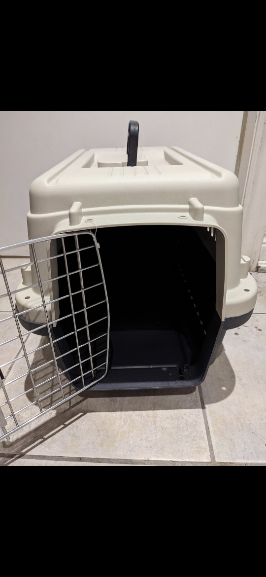 small dog or cat crate image indicator(3)