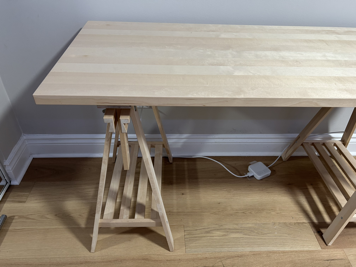Desk/Table - photo 2