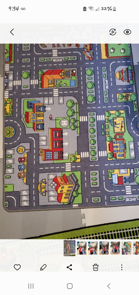 #freecycle kid's city mat/rug thumbnail