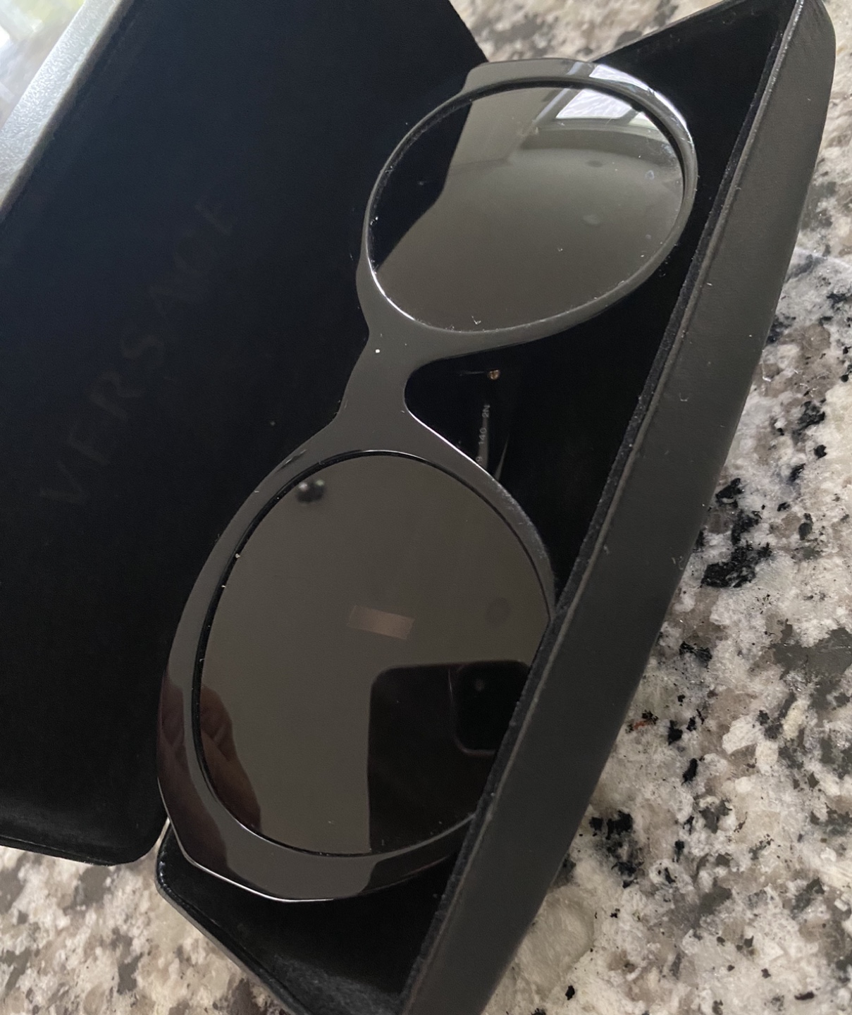 Authentic Versace sunglasses. image indicator(9)