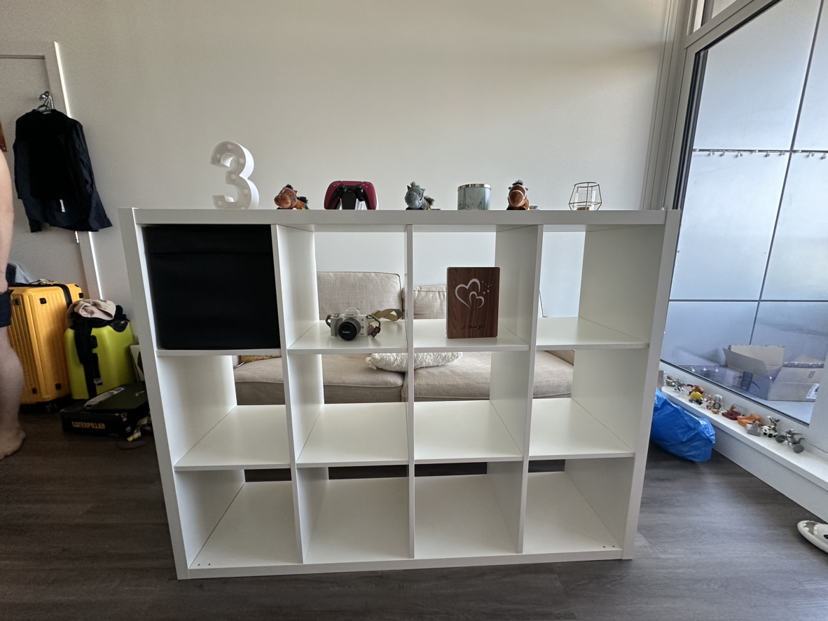 Shelf Unit / Multi-functional Unit