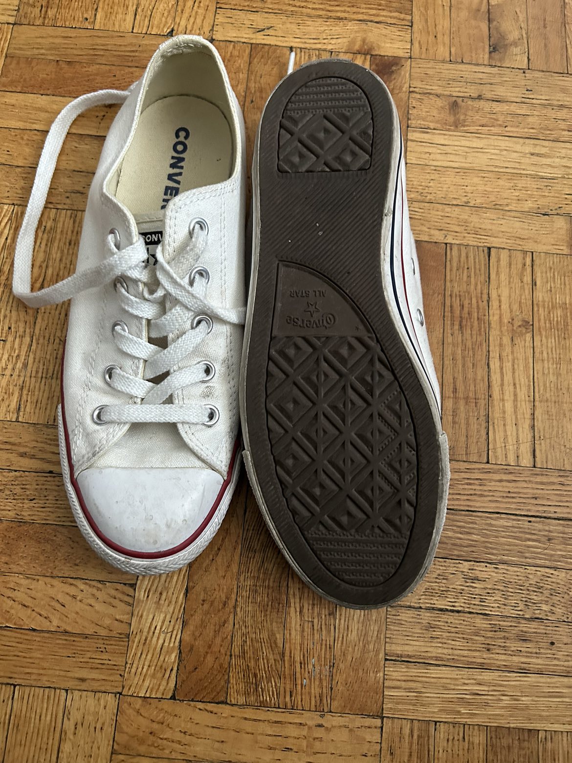 Converse - photo 2