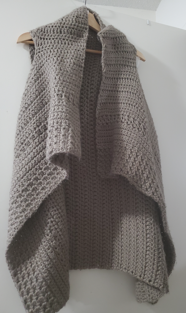 Knitted long vest 🥕 thumbnail
