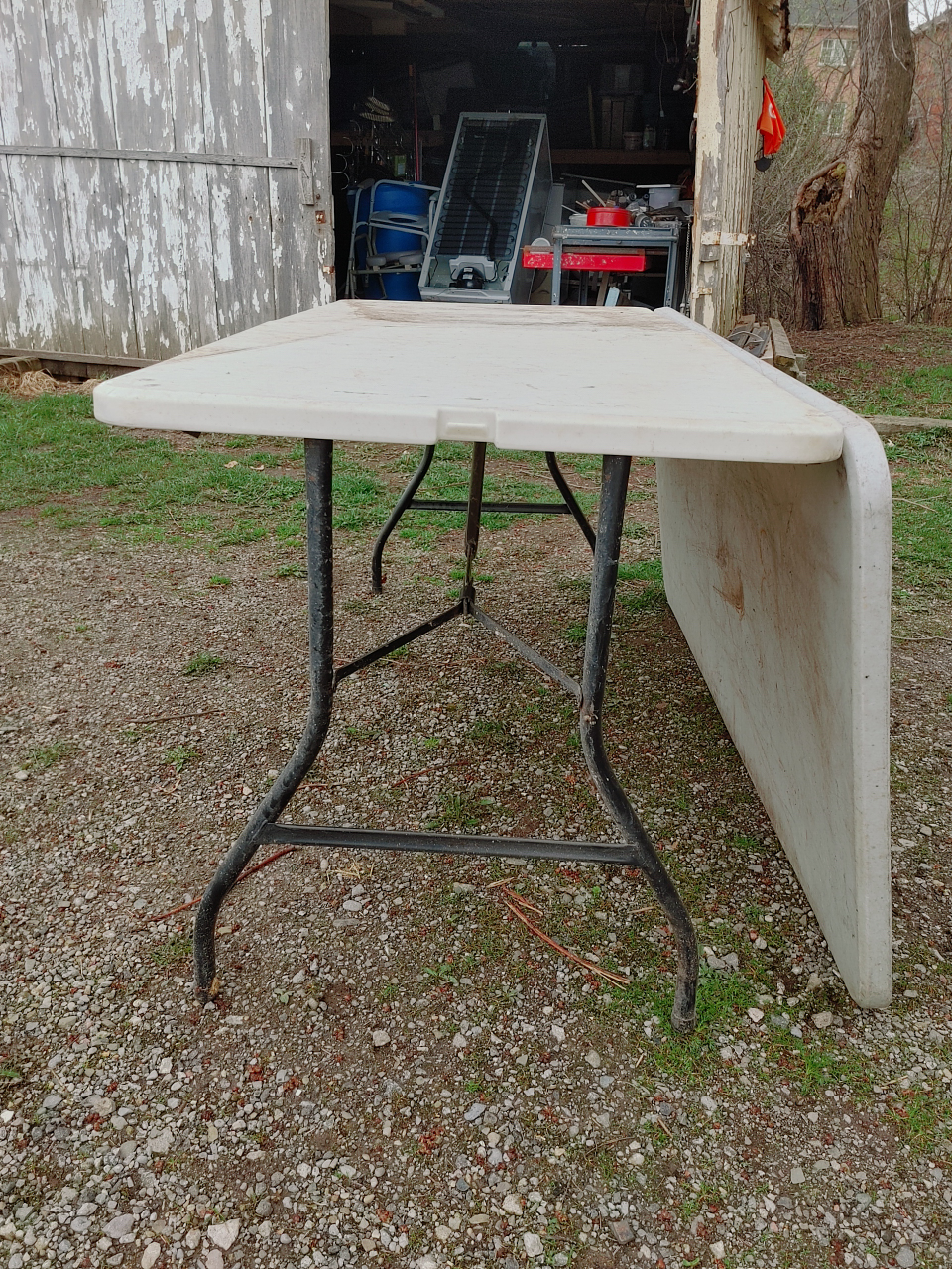 Folding tables - photo 3