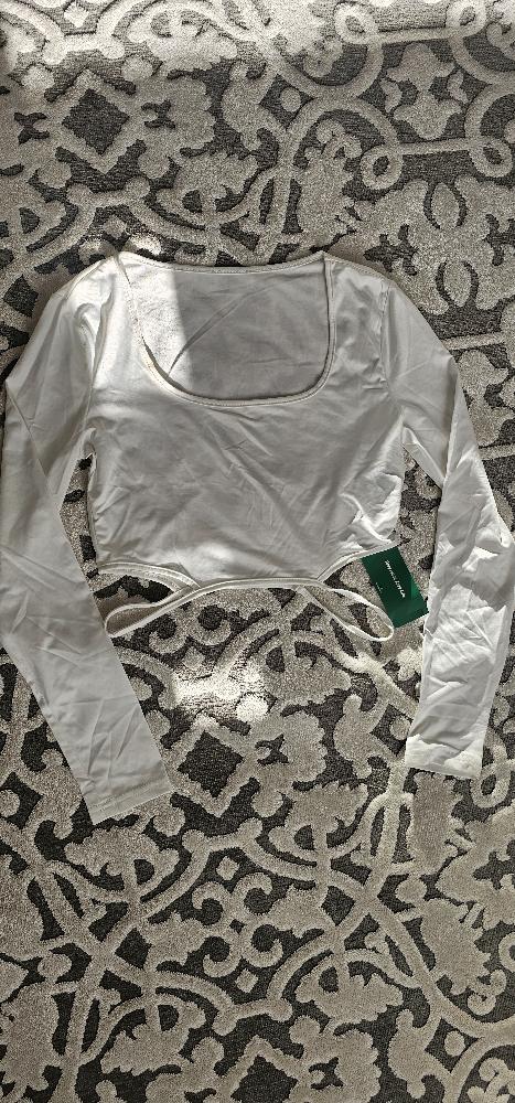 White crop top