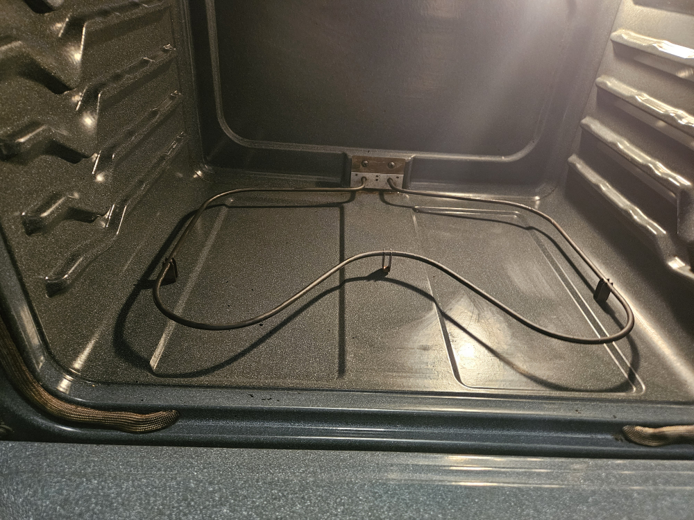 Stove and range top microwave - photo 3