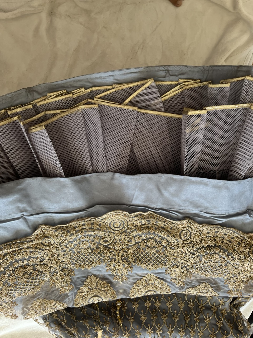 Wedding dress bridesmaid dress image indicator(6)