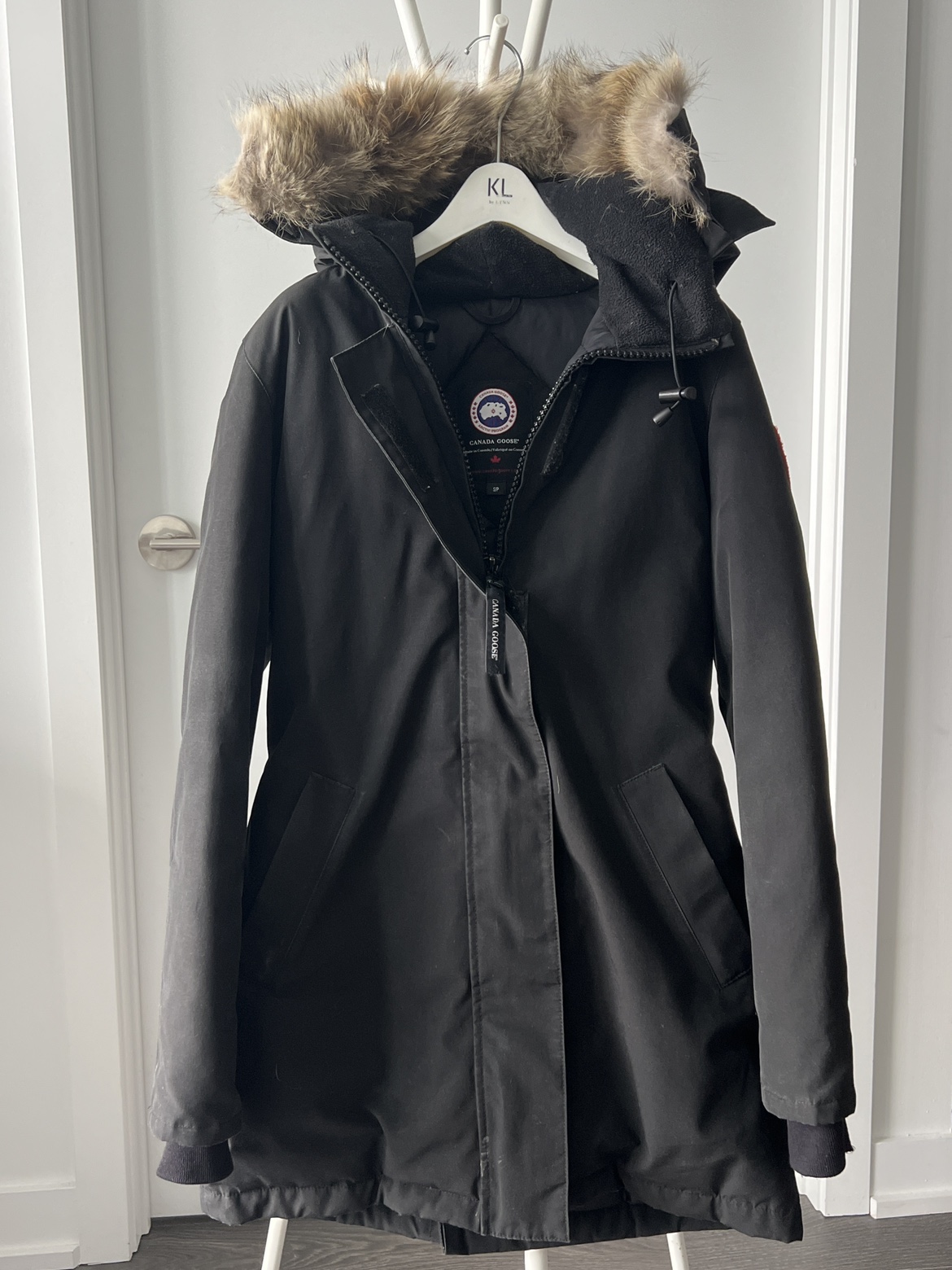 Authentic Canada Goose thumbnail