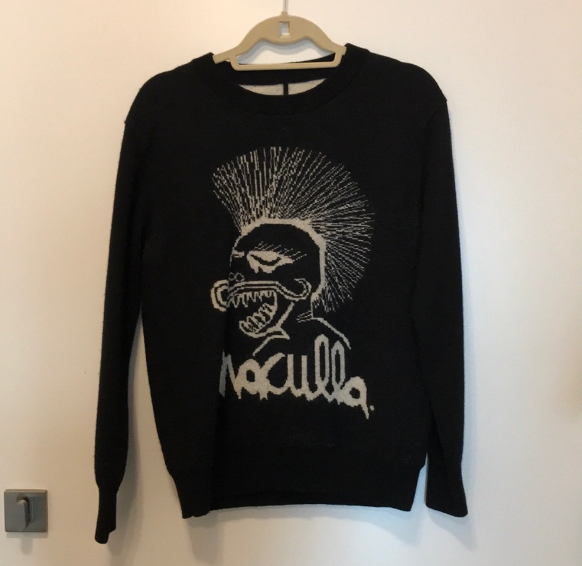 Haculla punk skull sweater - size large thumbnail