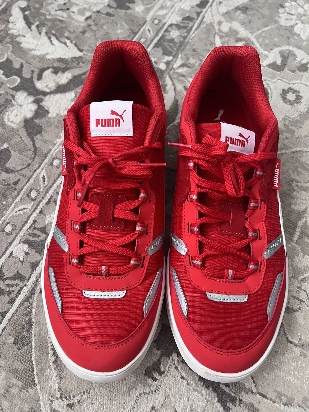 Puma shoes / size 11