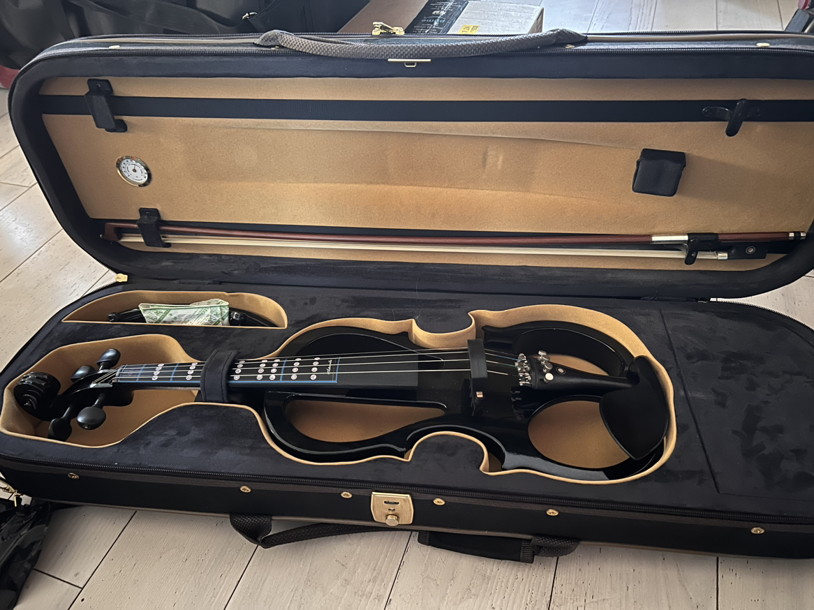 Electric violin with travelling case thumbnail