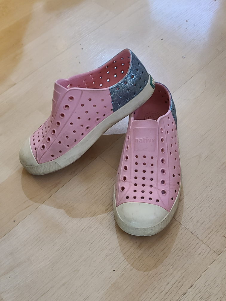 Girl's shoes/ boots image indicator(3)