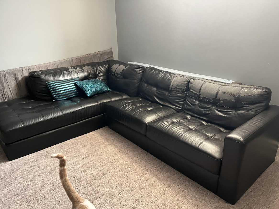 Two piece sectional - photo 4