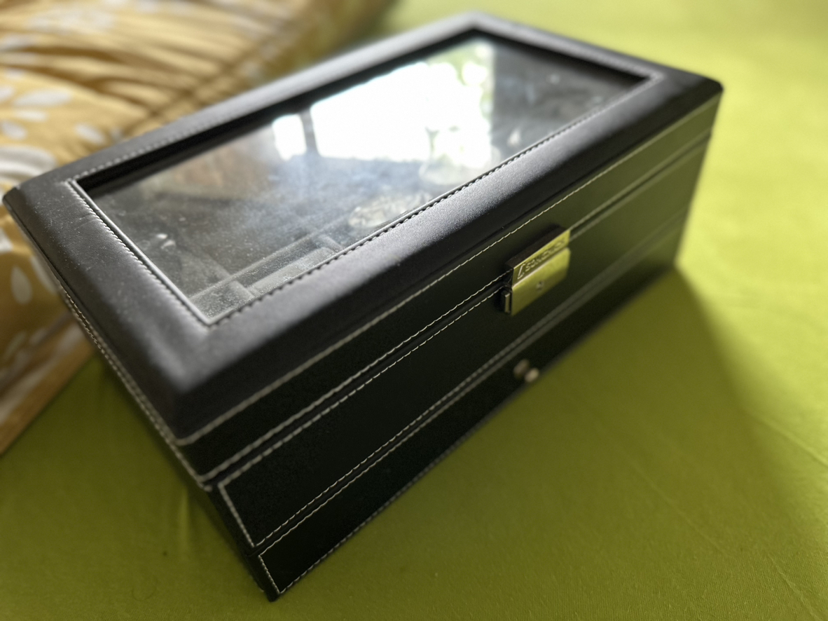Watch case - photo 2