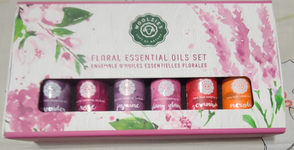 FLORAL ESSENTIAL OILS SET