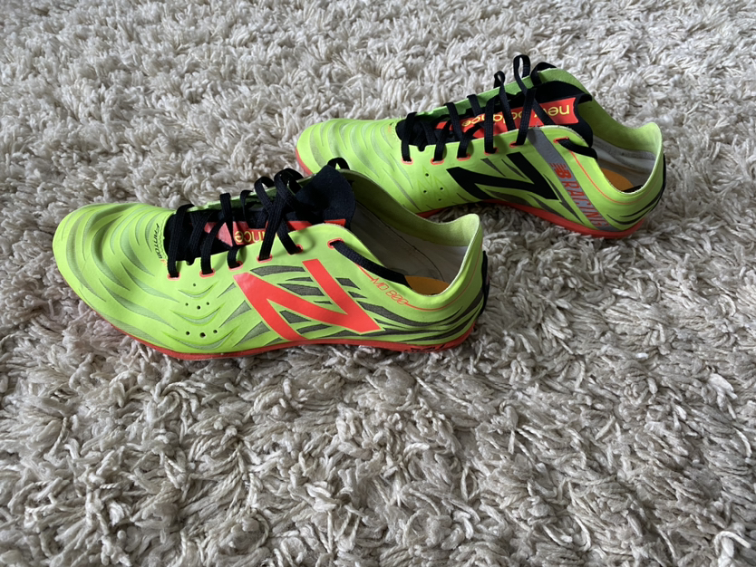 New Balance Track Shoes Size 7 thumbnail