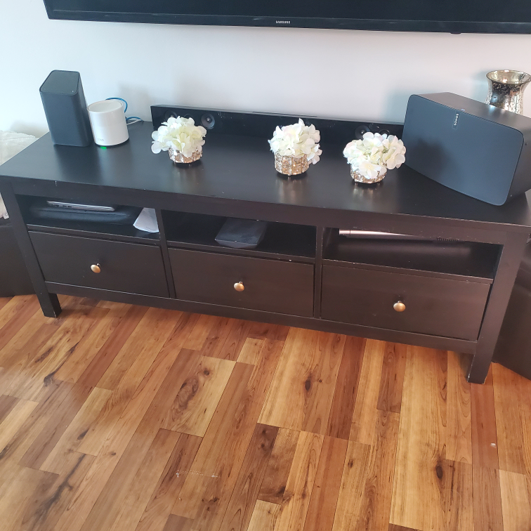 Entertainment/TV stand