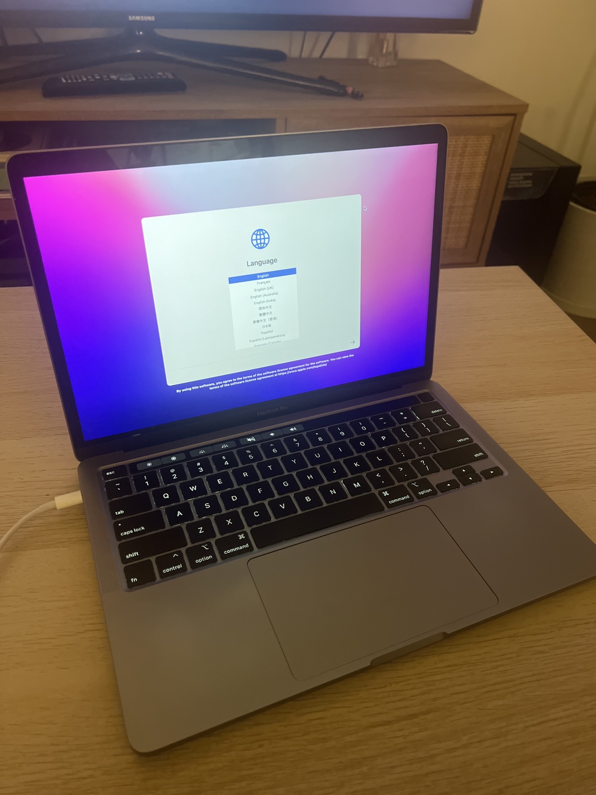 MacBook Pro 13" 2020 Macbook Pro (16GB 512GB 2.0GHz i5) - photo 2