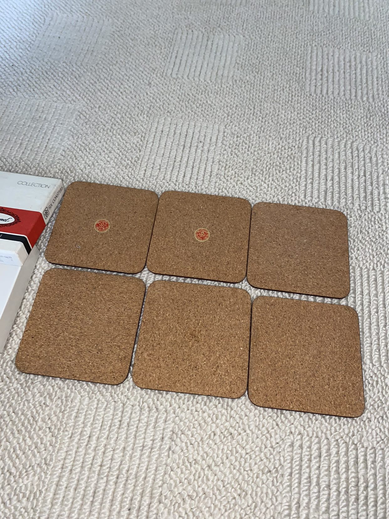 Boxed 6 Vintage Acrylic Pimpernel Coasters English Hunting Red image indicator(4)