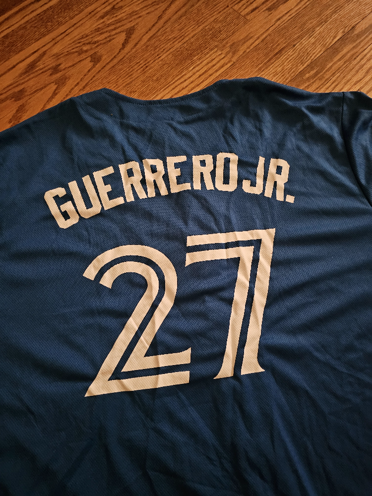 Blue Jays jersey thumbnail