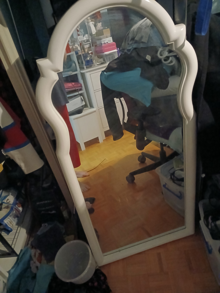 4ft Princess Mirror