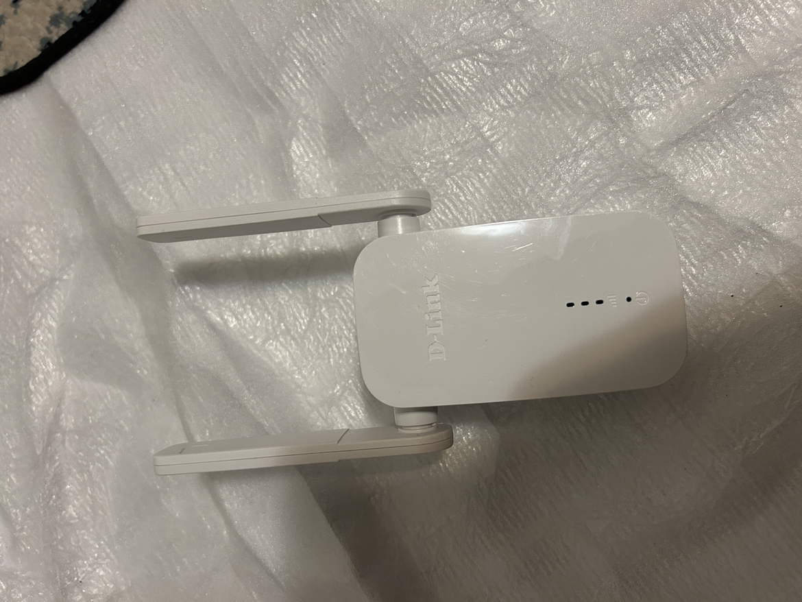 Wifi booster/ Dlink thumbnail