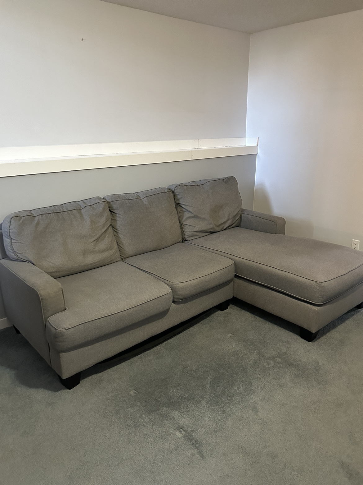 L-Shaped Couch - photo 2