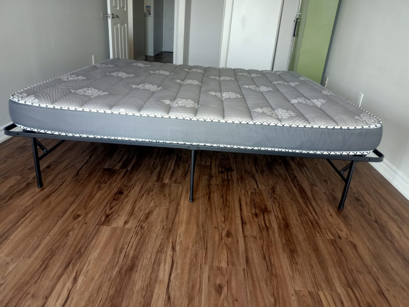 Metal Bed Frame King Size - photo 5