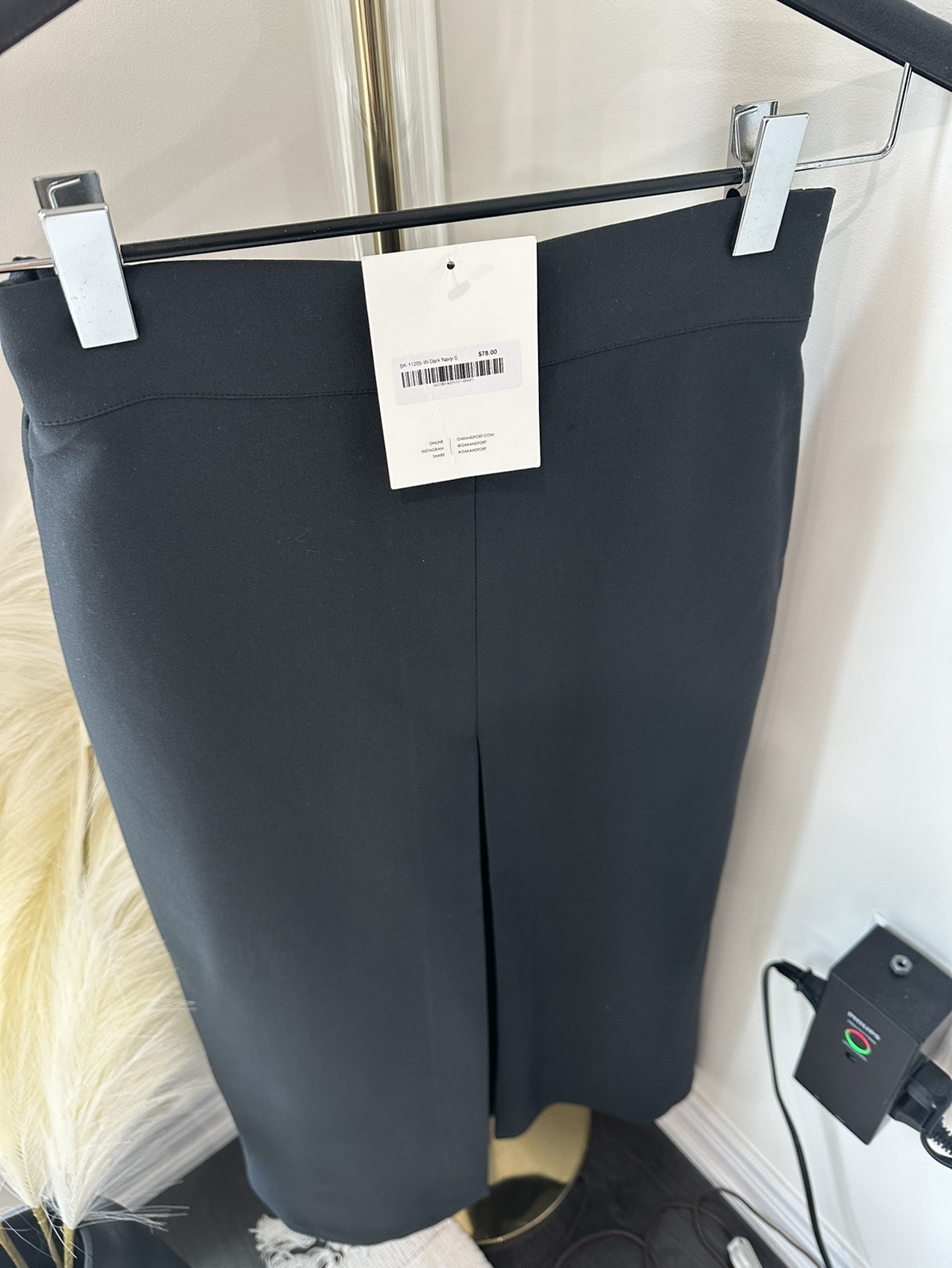 Oak and Fort Midi Skirt With Front Split Size S NWT image indicator(4)