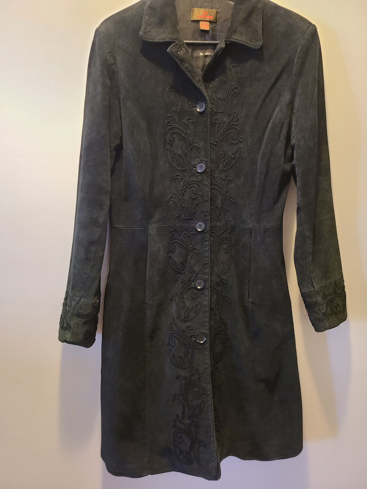 Beautiful Danier Real Leather Jacket!! - photo 3