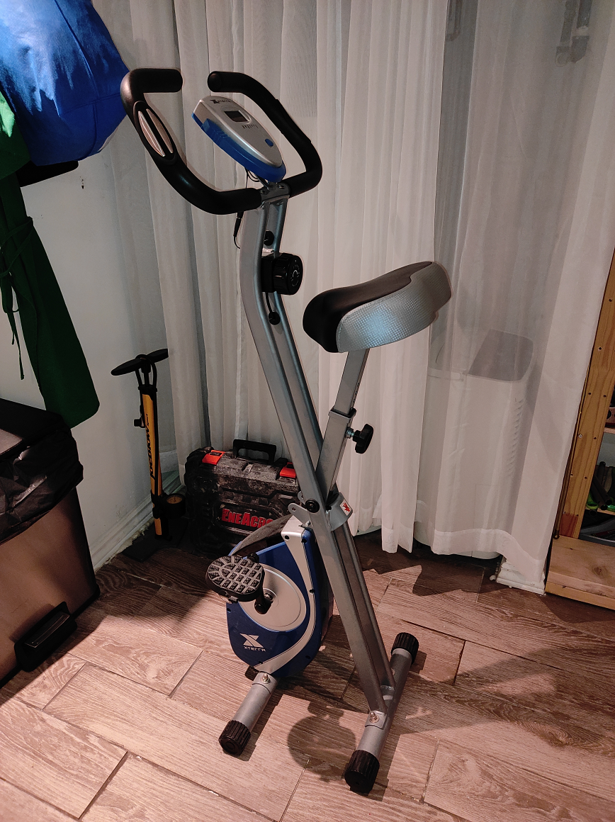 Folding Exercise bike thumbnail