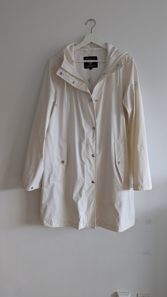 White raincoat - photo 2