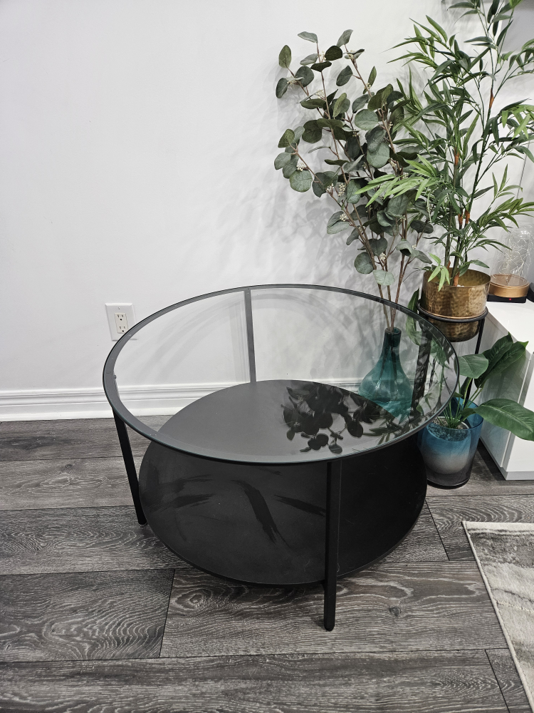 coffee table (vittsjoe from Ikea)