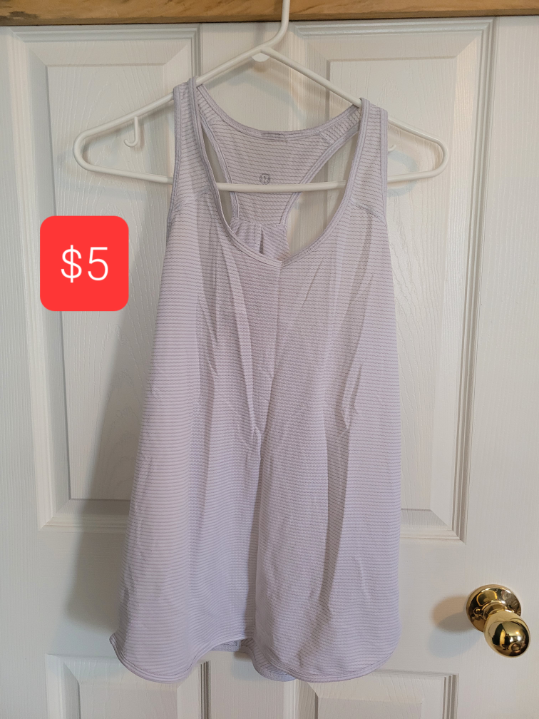 lululemon various image indicator(2)