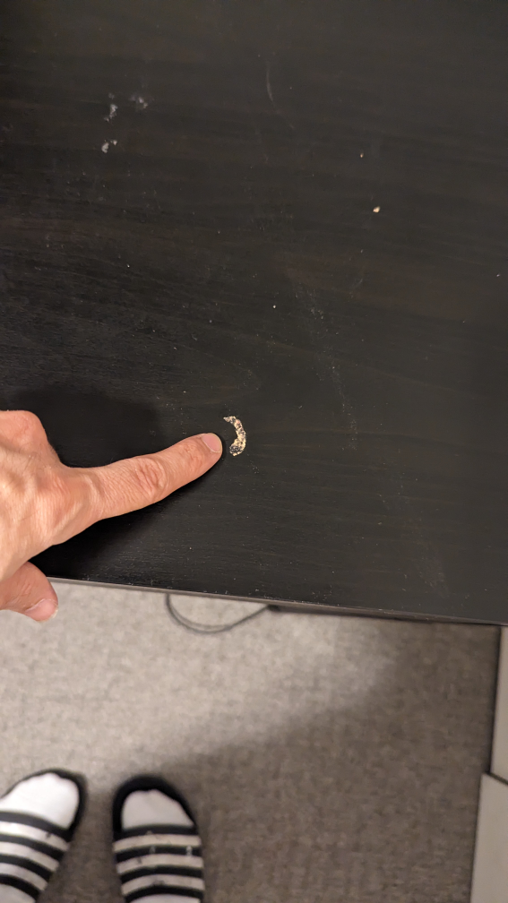 Ikea Micke desk - photo 3