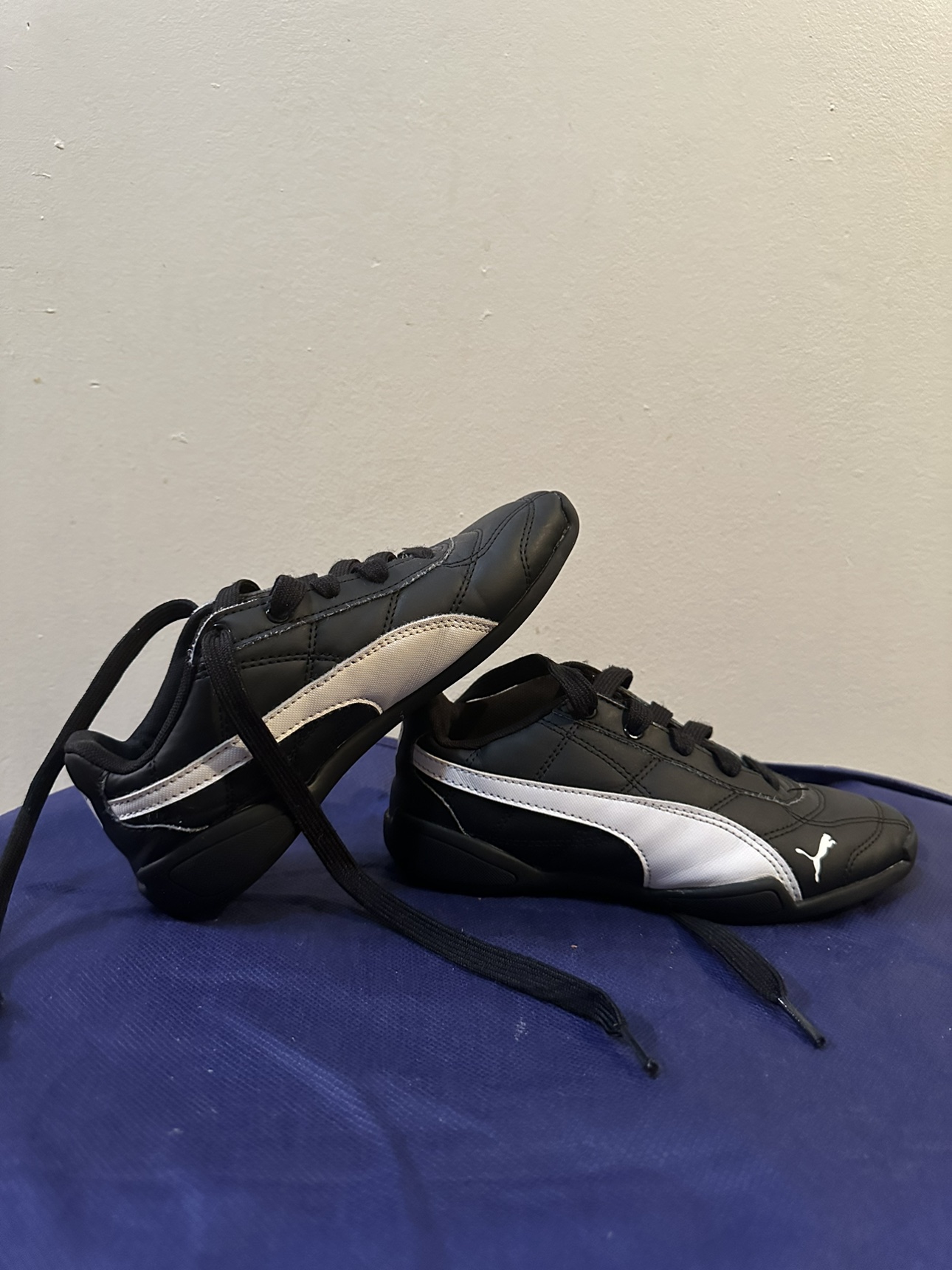 Kids shoes size 2 or 2c - photo 3
