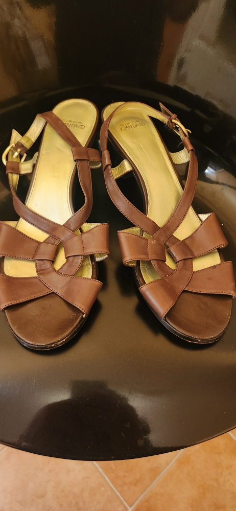 genuine Leather brown sandals thumbnail