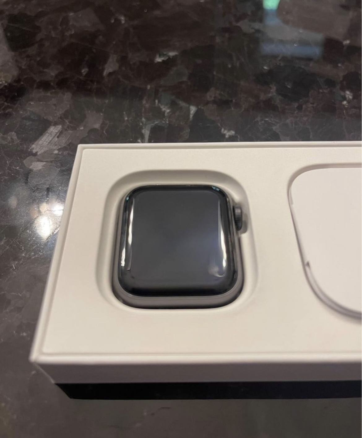 Apple Watch SE GPS - photo 2