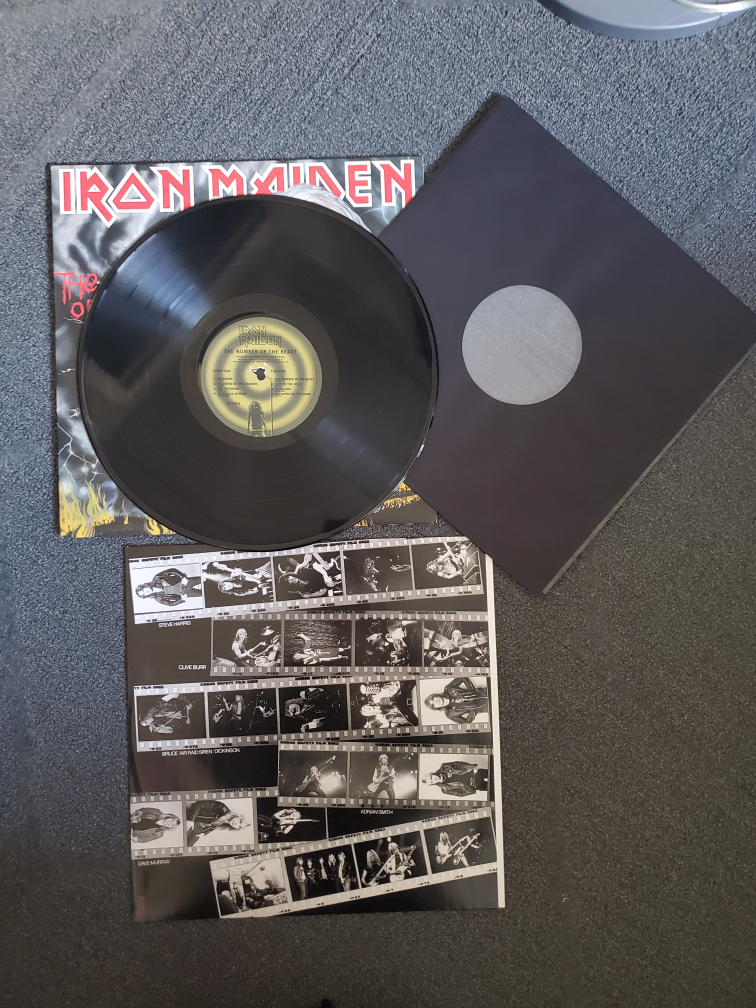 Vinyl Record: Iron Maiden(The Number of the Beast) - photo 3