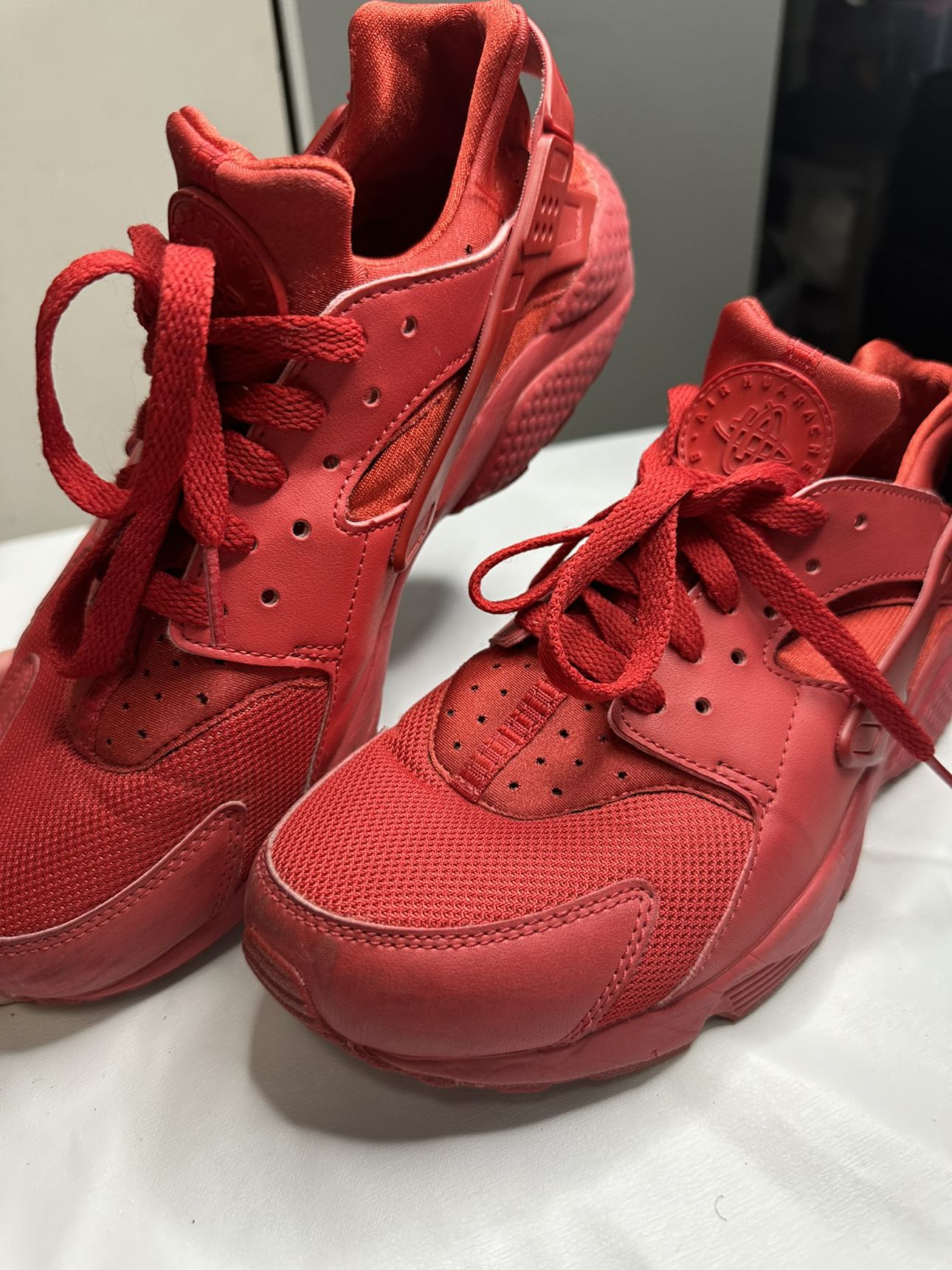 NIKE HUARACHE RED SIZE 8.5W thumbnail