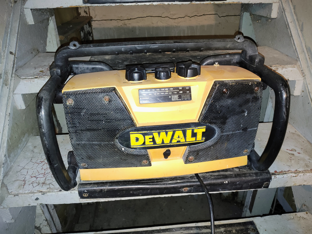 Radio for sale thumbnail