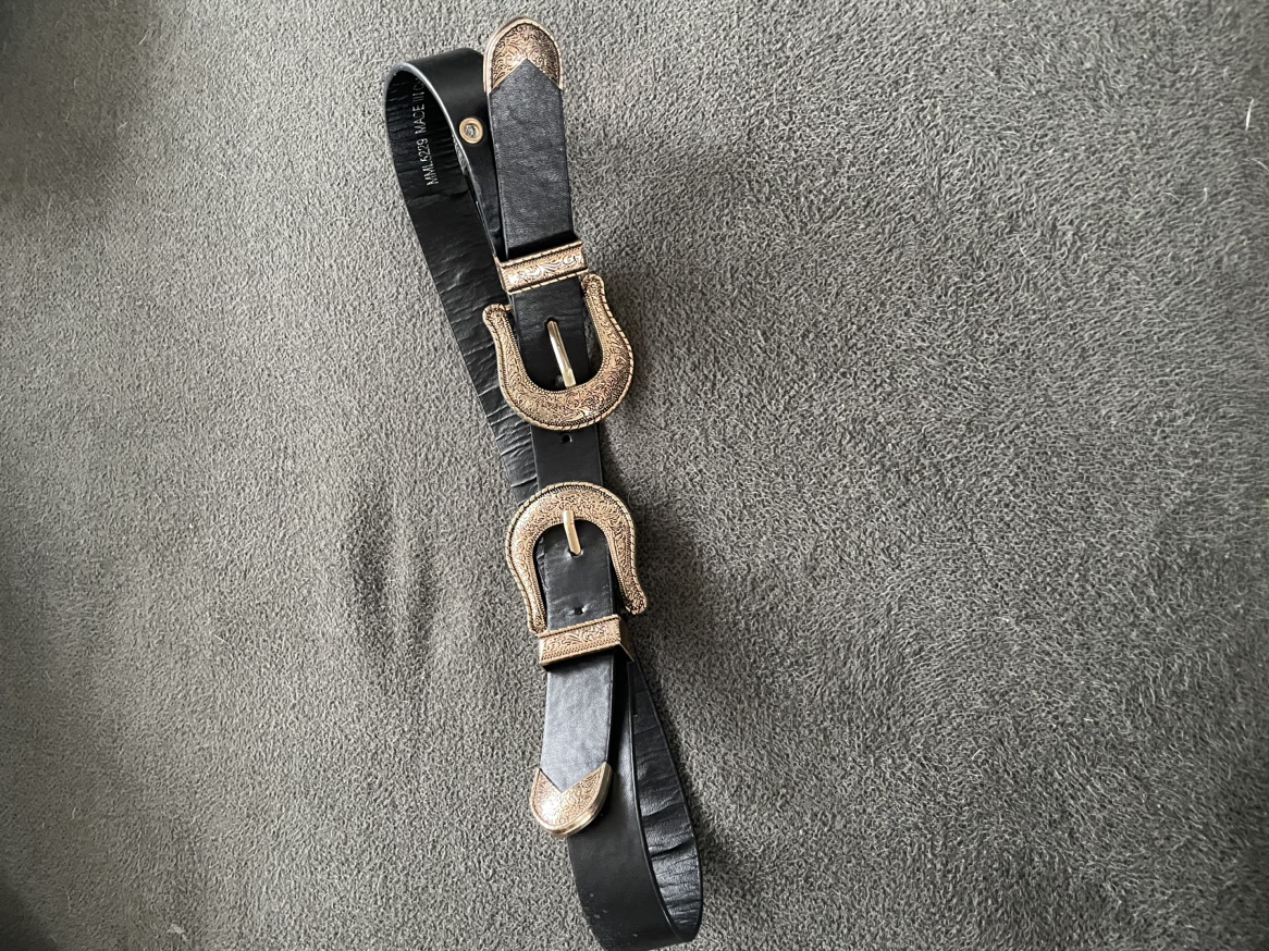Belt thumbnail